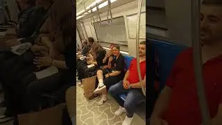 Баянист в турецком метро #2 #баян #bayan #istanbul