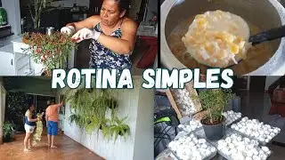 💙 Fiz farinha de ovo ,aproveitei e fiz conserva de pimenta ,lavei varanda ,teve canjica com coco