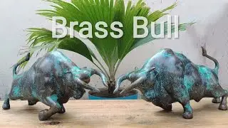 BULL SCULPTURE PATINA FINISH #metalart #stockmarket #sculpture #patina