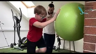 Посещение школой №1288 реабилитации Артема Внукова в центре REAFIT