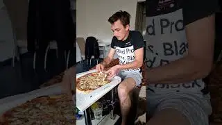 pizzaa🤣🤣