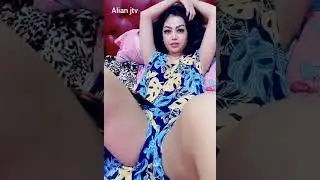 aunty wearing a straddle makes it painful (Tante pakai daster)