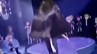 Stan Twitter: Bratz ✨ICONIC✨ Catwalk Moment… 💅✨