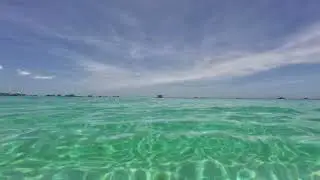 Пляж на острове Боракай, оцените чистоту воды