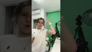 Когда я кинула бутылку я ее разбила🗿 НУ ЧТО СКАЗАТЬ ЭТО Я))