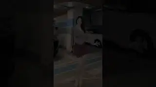 Грудастая корейка с красивыми ножками