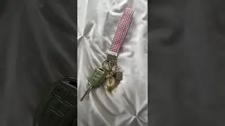 let’s accessorize my keys!