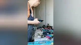 Не большой набор инструментов для  монтажа электрики.