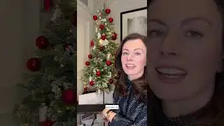 There is no greater gift than the gift of glowing skin🎁✨