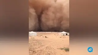 Impressive haboob (sandstorm) in northern Saudi Arabia