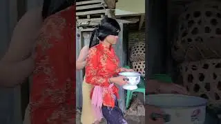 Parodi kebaya merah viral...