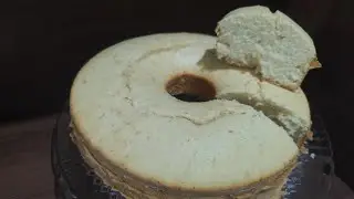 BOLO CASEIRO COM AMIDO DE MILHO (MAIZENA)