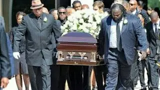 WWE Superstars Who Died | Lite Sight