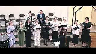 Небес лазурь манит меня
