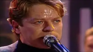 Robert Palmer - Addicted to Love 1986