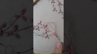 How to embroider flowers