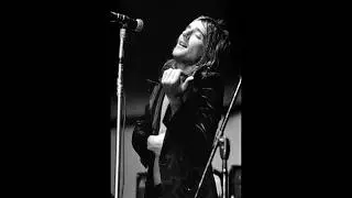Rod Stewart - Sometimes When We Touch