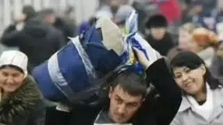 Худованд хамай мо гарибора ба ватан бар гардон