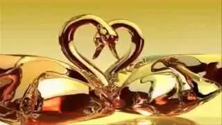 Футаж Стеклянные лебеди