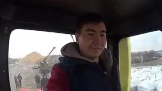 Погрузка бульдозера ТМ10 ГСТ ДСТ УРАЛ  на трал