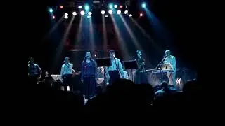 Grup Yorum -Gelki şafaklar tutuşsun
