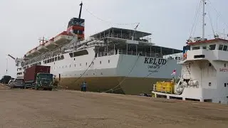 28hour Ferry to Jakarta