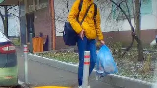 С пакетом мусора в такси: «Так тут десять метров всего!»