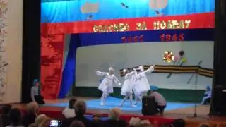 Танец на 9 мая Сусатский ДК