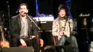 La Mississipi y Pity Álvarez - Un Poco Más (2008)