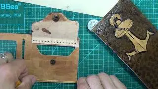 35 Установка клапана монетницы в кошельке из натуральной кожи.