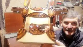 Подставка под вино и бокалы.