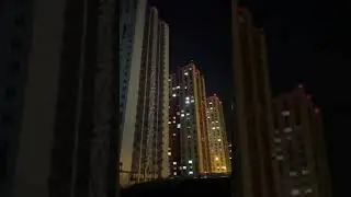 Небоскребы, небоскребы а я маленький такой !