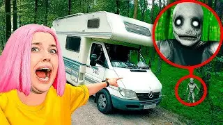 ЫРКА ОХОТИТСЯ на НАШ ДОМ НА КОЛЕСАХ ! **Мы в ловушке**