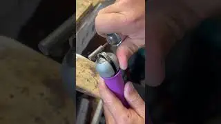 Using Dedeco silicon wheels to get that perfect polish! #metalsmith #jewelrymaking