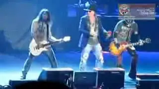 Guns N' Roses GNR   Indonesia Raya ,  Don't  cry live in Jakarta 2012