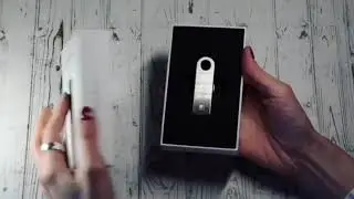 Ledger Nano S - відео-огляд, вміст. Що повинно бути в коробці оригінального пристрою.