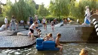 Водные детские площадки в парке Горького в Москве4.08.2022