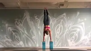 4 Block Press Handstand