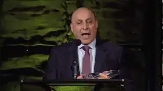 2012 Photonics Prism Award in Other Light Sources winner OEwaves