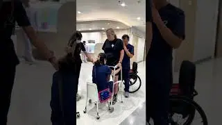 #PatientProgress Julia, T6-T7 complete SCI, taking steps after no leg movement for nearly a year 🥹