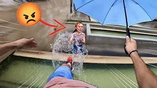 I STEAL HER UMBRELLA (Epic Parkour Chase)