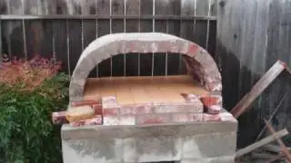 Wanlin Landscaping brick pizza oven construction