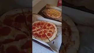 SUPER Professional Mechanic - Makes Homemade Stuffed Crust Pizza