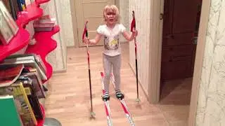 первые беговые лыжи Тася 2013
