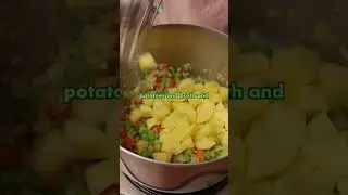 Vegan Pickle Soup (Zupa Ogórkowa) 🥒🥣