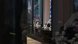 Перестал носить носки в 89 лет. Владимир Познер. 