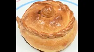 .Жаркое в хлебном горшочке.