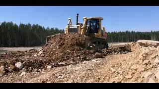Komatsu D275
