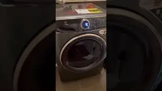 Brand New Electrolux 5.2 cu ft.  Model  ELFW7637AT from Costco 