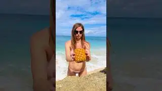 How to Open Pineapple WITHOUT knife on a beach #beachlife #pineapple #lifehack #travel #vacation